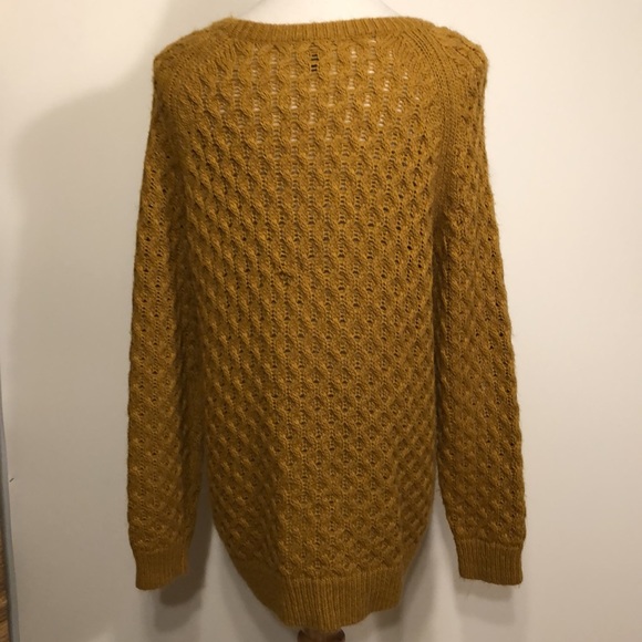 H&M Mustard Yellow Crewneck Cable Knit Sweater-Size Medium - Picture 5 of 8